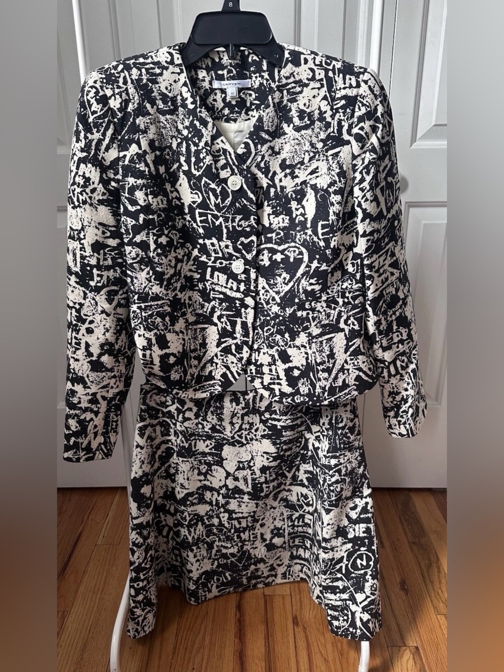 Carven Black Graffiti Printed Wool Jacket And Skirt Size 40